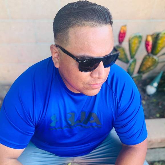 Meet your Posher, Armando - Picture 1 of 1